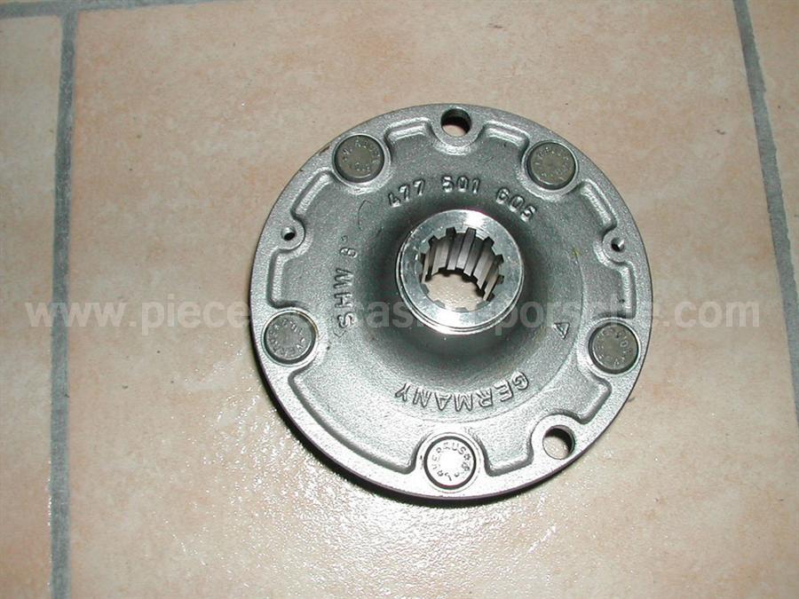 Moyeu de roue AR Porsche 924 et 944 NEUF